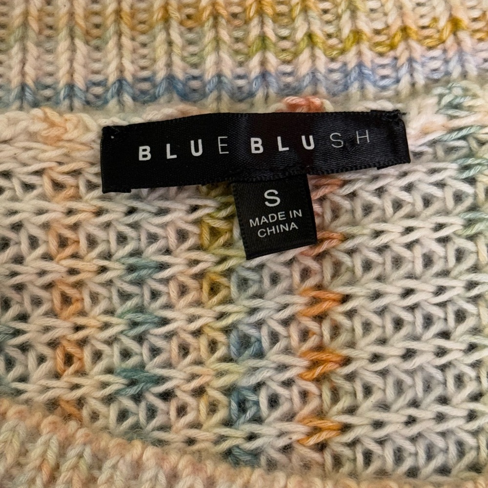 Blue Blush sweater size small - Picture 3 of 4